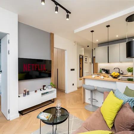 Verona House - Premium & Free Parking! Lägenhet Kraków