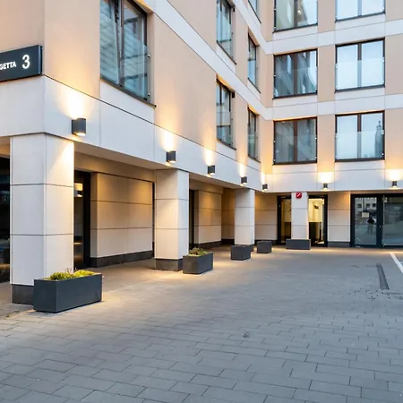 Verona House - Premium & Free Parking!